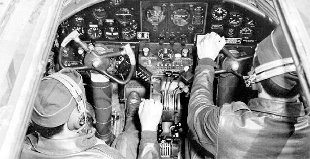 ��� ������ ��������� ������ ������� &mdash; ��������� ����� � ������ ���������� � ������� ����� ������� ������. �������� ������ B-25 ��������� ����� ������� ����� �������������