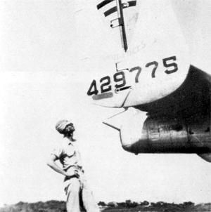 �� ������ ����� ���� � ���� B-25J-20 (���. №&nbsp;44-29775) �� 390-�� ��������� &laquo;�����������&raquo; (Crusaders) 42&nbsp;BG � �������� ���������. ��������� ��������� ������ ��������� �������