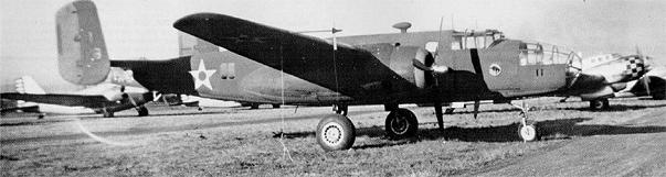 ��� ���� �� ������������� B-25 � ������ ������. ���� ������� ����� ����������� 95-�� ��������� 17-� BG. ������ 95-� �������� ������ ������ ��������� ��������� ����� 24&nbsp;������� 1941&nbsp;�. ������� ���������� ����� ����������� �������� ������� �������� (Hammond) �� ������� ����� ��������� (Holstrom). � ��� ���� ������� ����� ����� ������ � ������ ���� � �������, �� ��� ������, ����������� ����������� ����� � �������� ����������������� �������. ������������ �� ������� ��� ���� ������ �� ������� ������ ����� ��������� �������, ����� ������ ��������� �������� ������� � ����� ��������