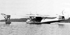 PBY-1 из VP-12 на якоре в военно-морской базе Сэндз-Поинт, штат Вашингтон, июль 1937 г. Шеврон на крыле белый