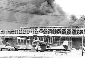 Уничтоженные PBY-5 на военно-морской базе Канеохе 7 декабря 1941 г