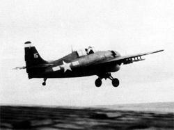 ����������� �������� FM-2 �� VC-8 �������� � ���������� ��������� "������ ������" (CVE-93) 29&nbsp;����� 1945&nbsp;�. �� ��������� ��������� �����. FM-2 �������� ������� ����� �� ��� ������������ ��� 127-�� ������������� ����� HVAR ��� ������ ������
