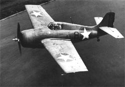 F4F-4 � �������������� � ������������. 6 ������ 1943&nbsp;�. ������ ����� ������ ��������������� ������ - ����� ����������� ������ ������, ���������� ����� ���������� � �������� ������. �� �������� ��� ������� ������� - ������ �������