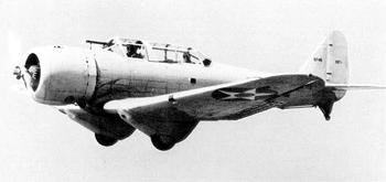 XBT-1 (рег. 9745) 14 апреля 1936 г. Отличительной чертой самолета были огромные обтекатели под крыльями, прикрывающие полуубранные шасси