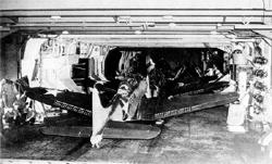 SBD-4 �� VC-22 ������ ��� ��������� �� ���� "������������", 14&nbsp;������ 1943&nbsp;�. ��� �������� � �����, ����������� �������� (�� ������ ��������� ����������) � ������ �������� ����. �������� ���������������� ������� ��������.