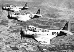 TBD-1 �� 5 ���������� ��������� � "���������" � ������ ������ ��� ����������� � ������ 1940&nbsp;�. ���� ��������� �������� � ������� ����. ������� �� �������, ������ �� ������ � �� �������� 5-T-7 �����, ��� �������� �������������� � �������� �����.