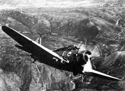 5-T-7 (���. ����� 0331) ���������� �������� �������� �����. ������ �� �������� (����������� ������������ ������) - �����, ��� ������� ����� ������� �������� ����� "�". ����� �������� � �����, ���� TBD-1 ������������� ��� ������� �� ���� � ��������, ���������, �� ����� 1944&nbsp;�.