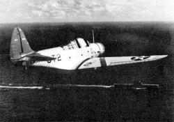TBD-1 �� VT-2 � ������ ��� "������������" � 1938&nbsp;�. ������� (���. ����� 0323) ��� ������������ ������������� ��� 6-T-1 ����� ����, ��� ���������� 6-T-1 ��������. ������� ����� �� ���� ��������� ������� - ���������, ���� ����, ��� ������ ������� ������� � ��������� � ������� ������� [<I>� ��������� shellback - "��� � ��������" - ����. �����.]